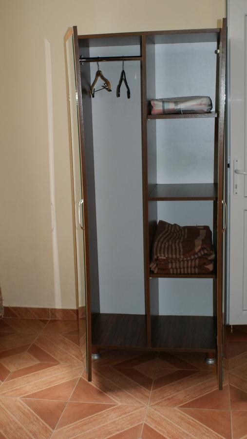 Merabi And Neli Guest House Махинджаури Экстерьер фото